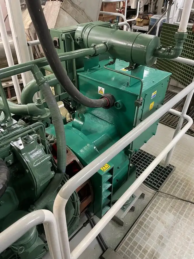 Navire frigorifique à vendre