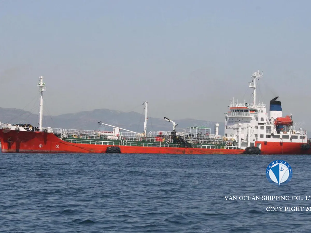 Pétrolier / chimiquier à vendre