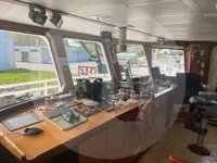 Navire d'arpentage à vendre