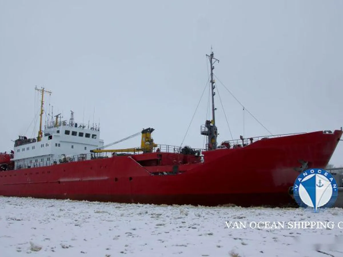 Navire frigorifique à vendre