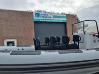 Bateau pneumatique semi-rigide à vendre