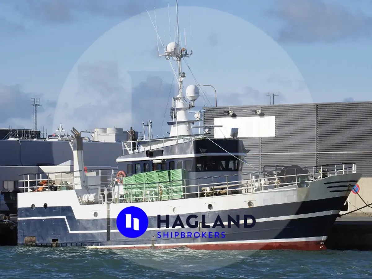 Navire de pêche à vendre
