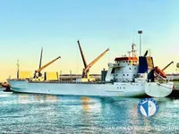 Navire frigorifique à vendre