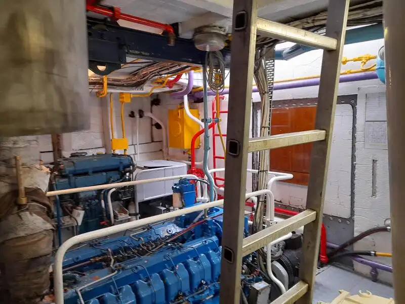 Bateaux de travail à vendre
