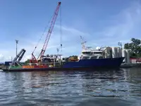 Navire de recherche à vendre