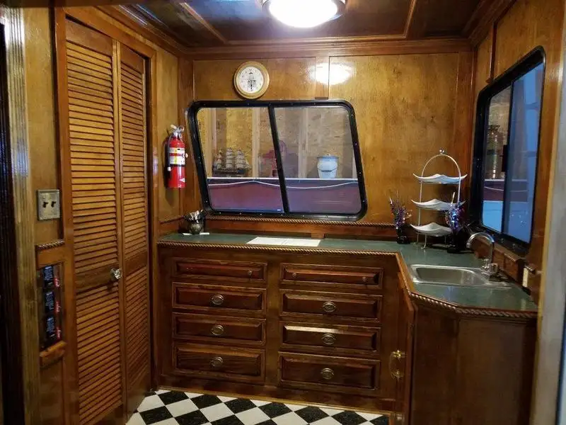Navire de croisière à vendre
