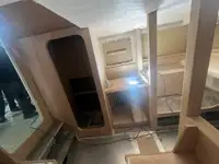 Bateaux de travail à vendre