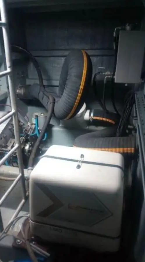Bateau patrouilleur à vendre
