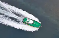 Bateau-pompier à vendre