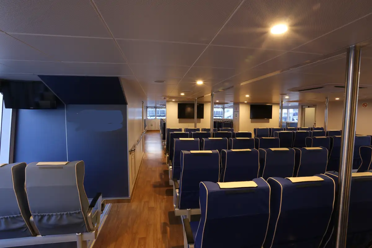 Navire-ferry à vendre