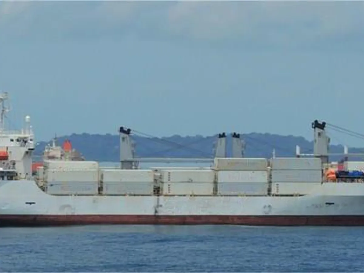 Navire frigorifique à vendre