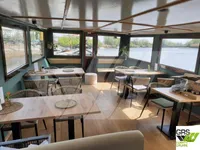Bateau de tourisme à vendre