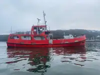 Navire d'arpentage à vendre