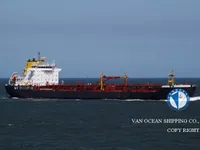 Pétrolier / chimiquier à vendre