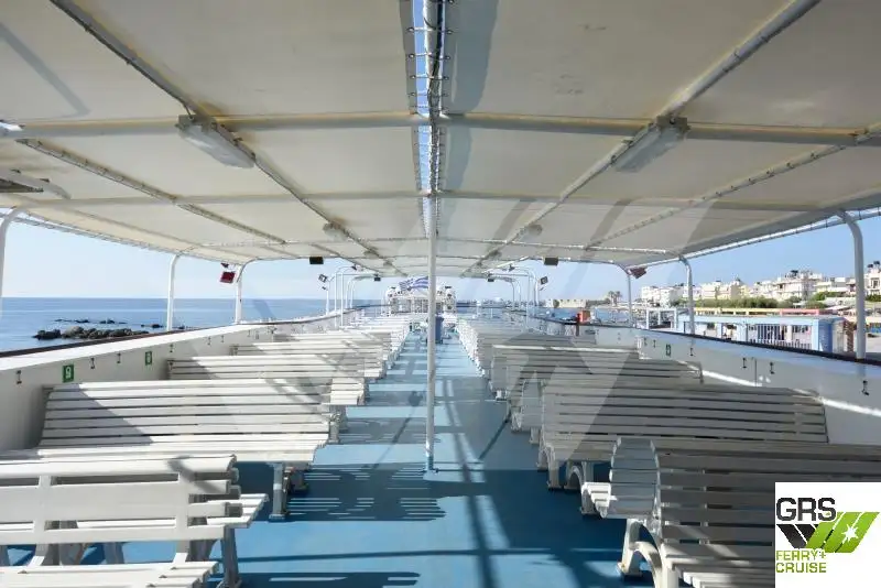Navire de passagers à vendre