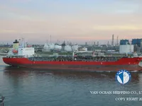 Pétrolier / chimiquier à vendre