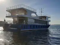 Sous-marin à vendre