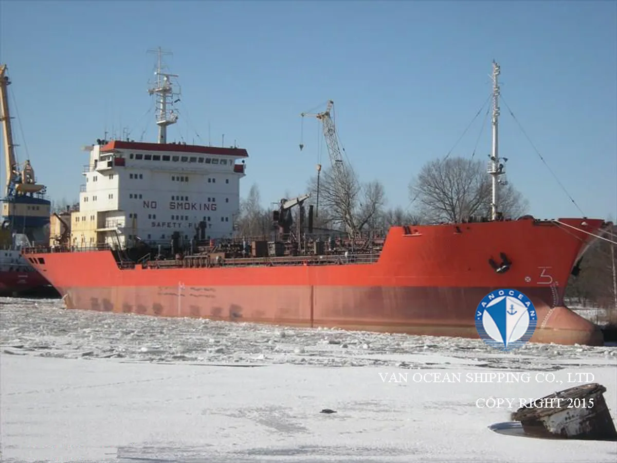 Pétrolier / chimiquier à vendre