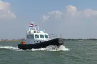 Navire d'arpentage à vendre