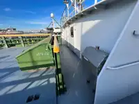 Bateau de transport d'équipage à vendre