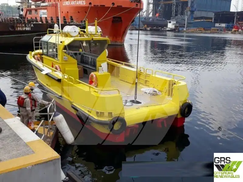 Bateaux de travail à vendre