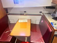 Navire d'arpentage à vendre
