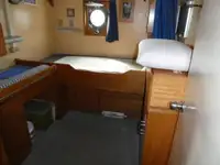 Navire de recherche à vendre