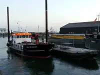 Bateaux de travail à vendre