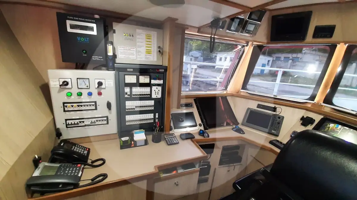 Navire transporteur de poissons vivants à vendre