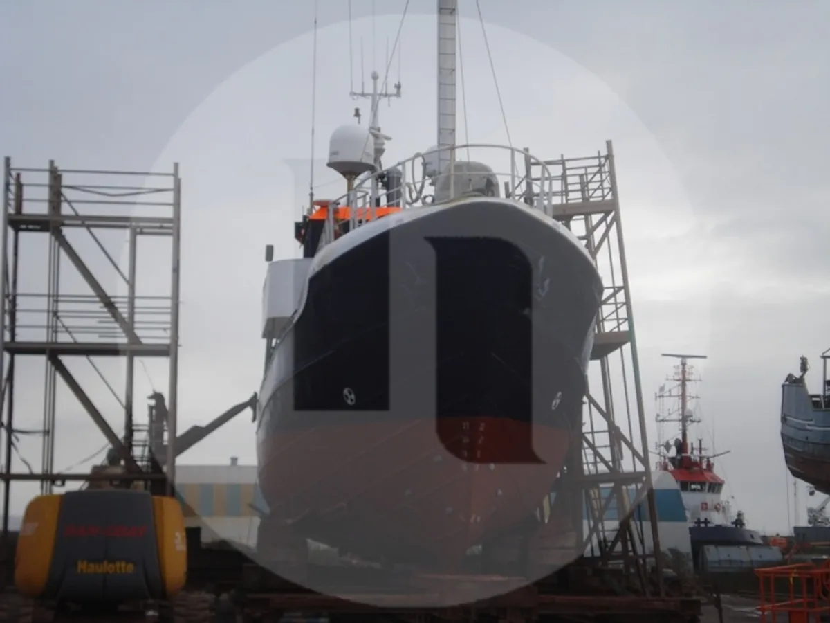 Navire de pêche à vendre