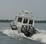 Bateau patrouilleur à vendre
