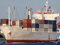 Navire frigorifique à vendre