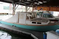 Navire de transformation de poisson à vendre