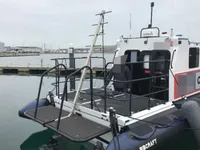 Bateau pneumatique semi-rigide à vendre