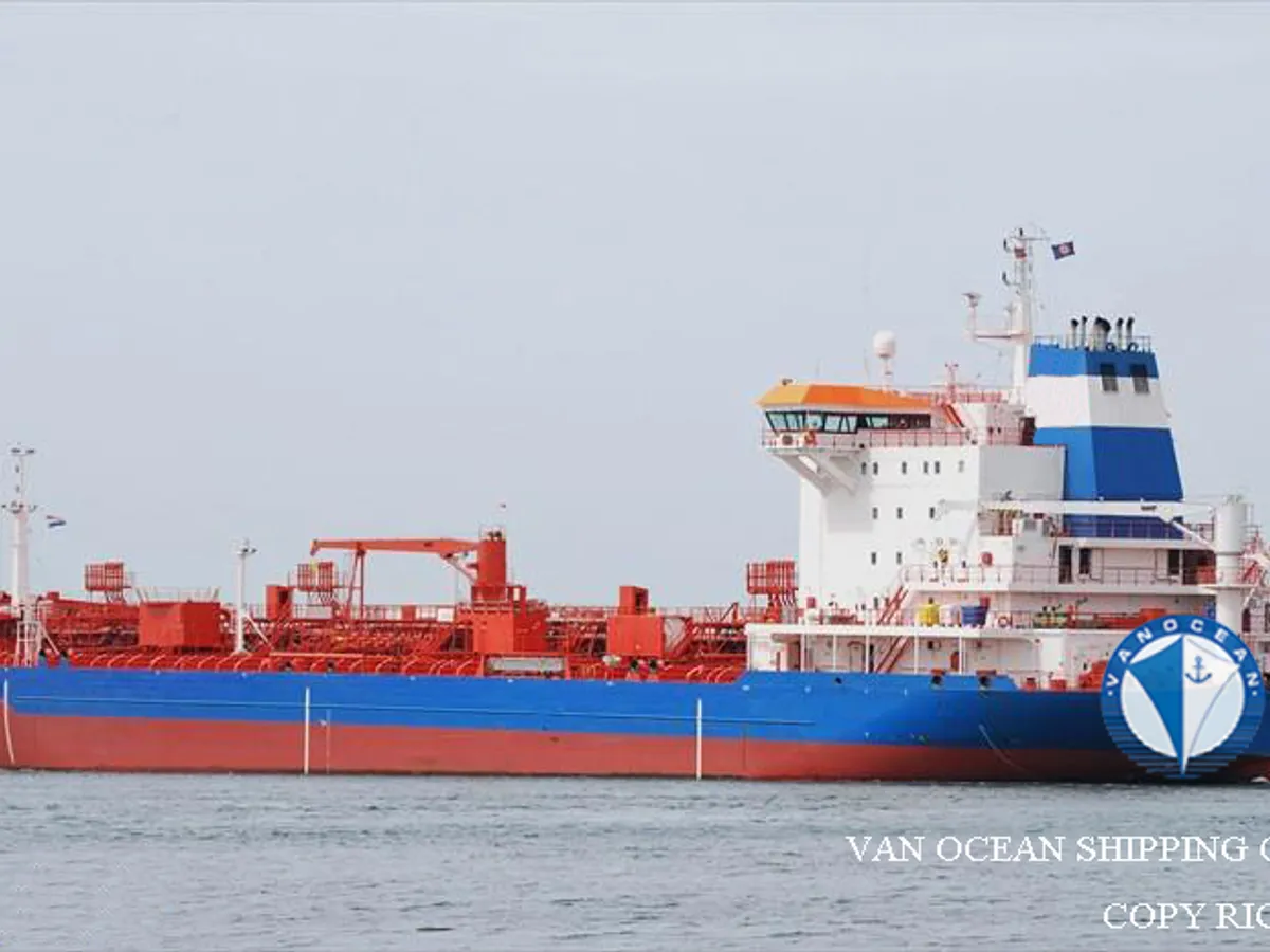 Pétrolier / chimiquier à vendre