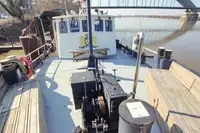 Bateau patrouilleur à vendre