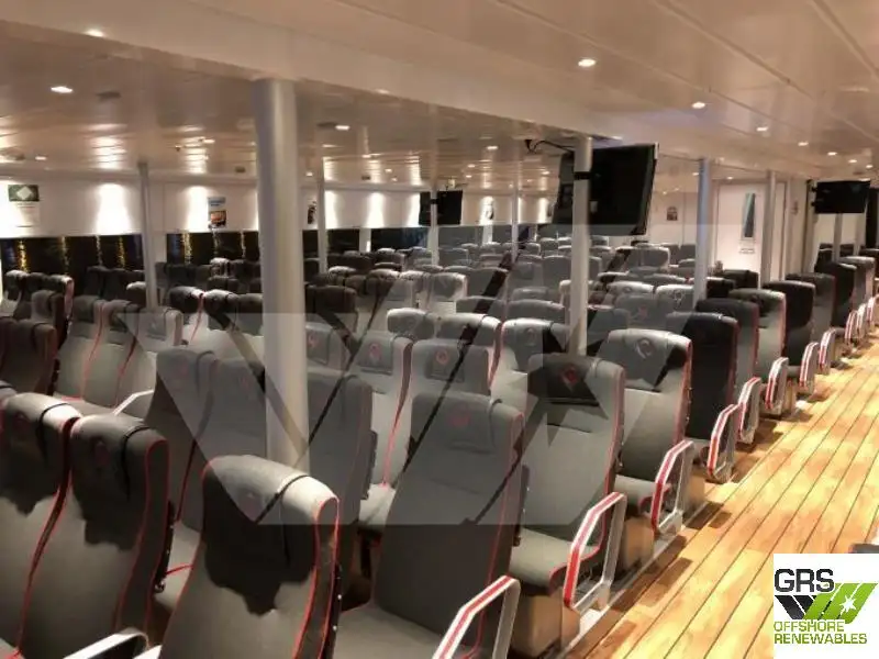 Navire de passagers à vendre