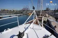 Navire de recherche à vendre