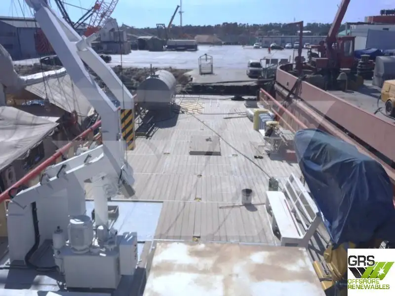 Bateau de transport d'équipage à vendre