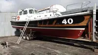 Bateau pilote à vendre