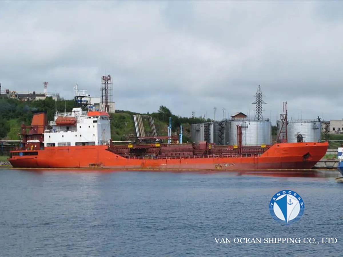 Pétrolier / chimiquier à vendre