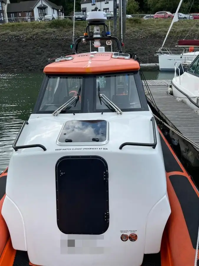 Bateau pneumatique semi-rigide à vendre