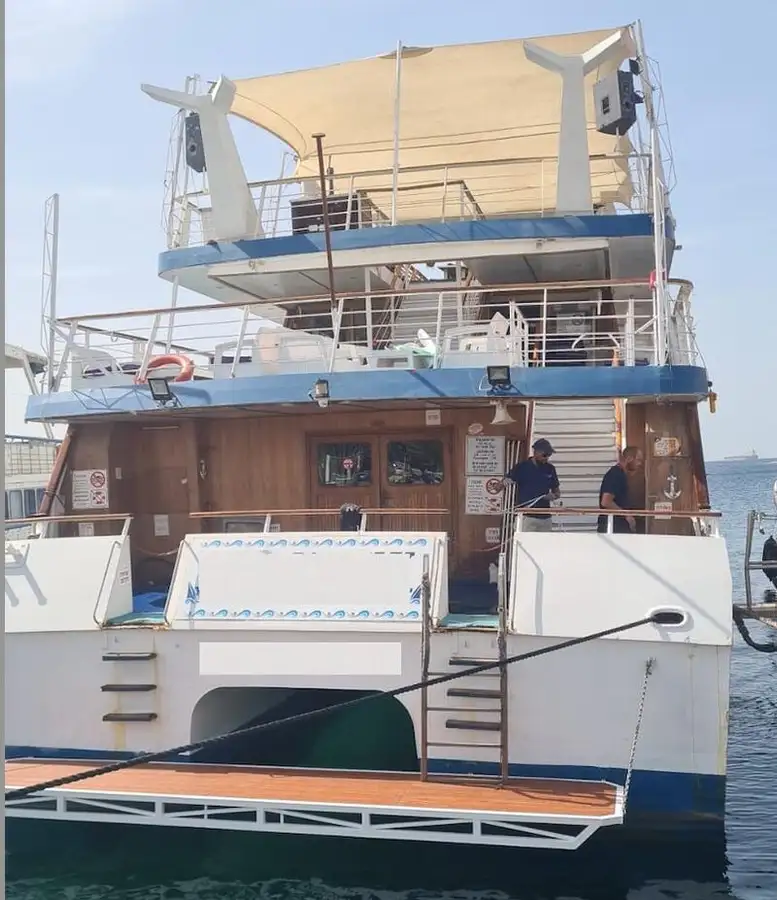 Navire de passagers à vendre