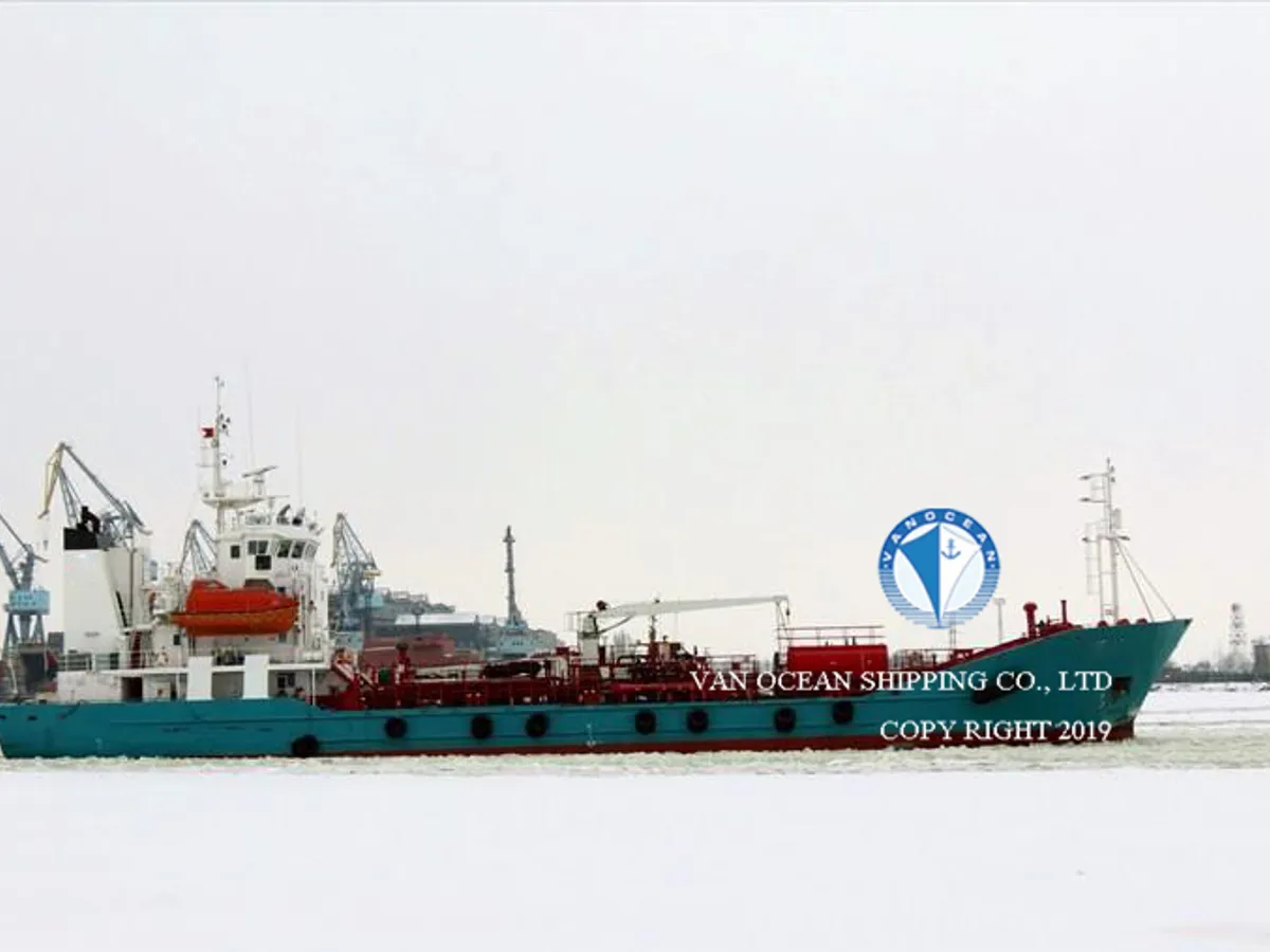 Pétrolier / chimiquier à vendre