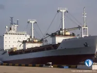 Navire frigorifique à vendre