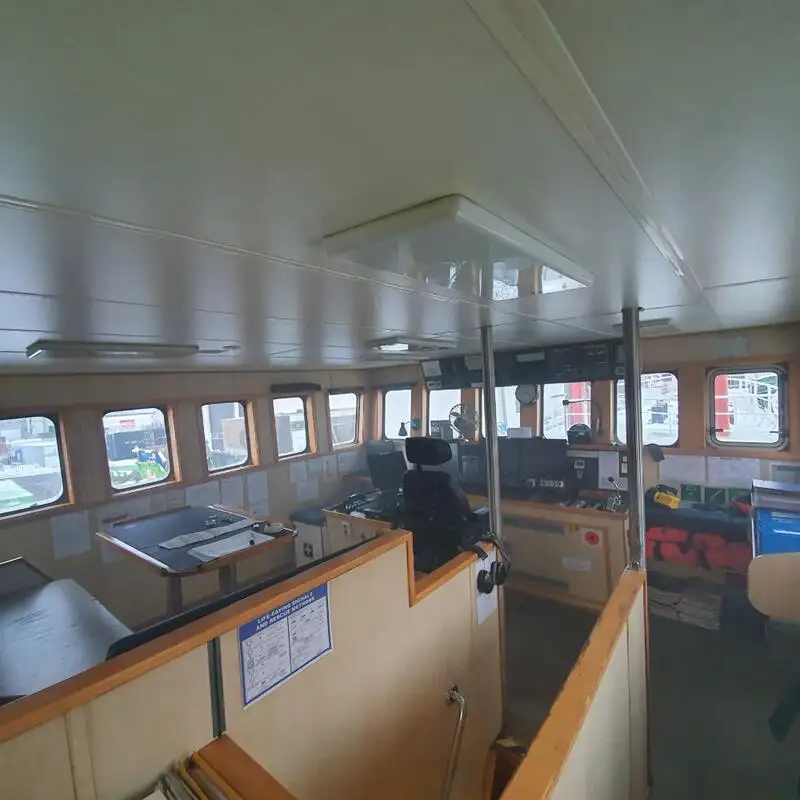 Bateau patrouilleur à vendre