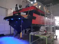 Bateaux de travail à vendre
