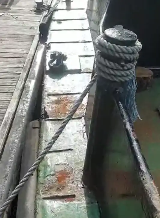 Bateaux de travail à vendre