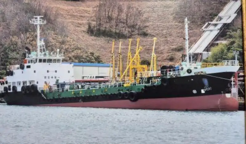 Pétrolier / chimiquier à vendre