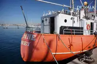 Navire de recherche à vendre